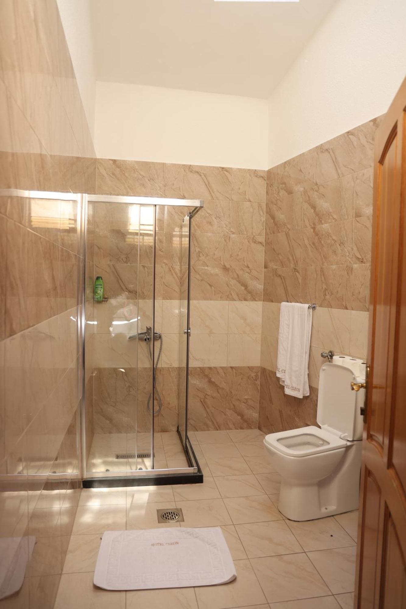 Hotel Cleon Prizren Esterno foto